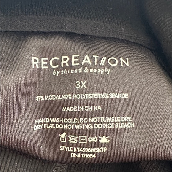 THREAD & SUPPLY pullover - Picture 7 of 7